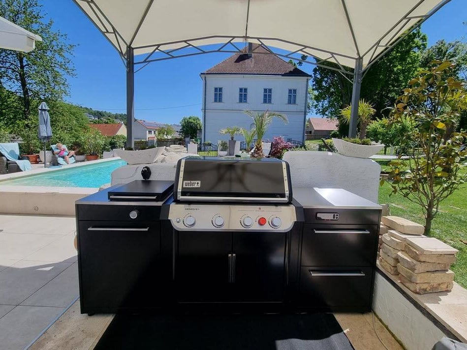 BBQ Kitchen outdoor kitchen with a compact setup for smaller areas